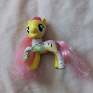 My Little Pony G4 All About Fluttershy Brushable Pegasus Toy NO WINGS